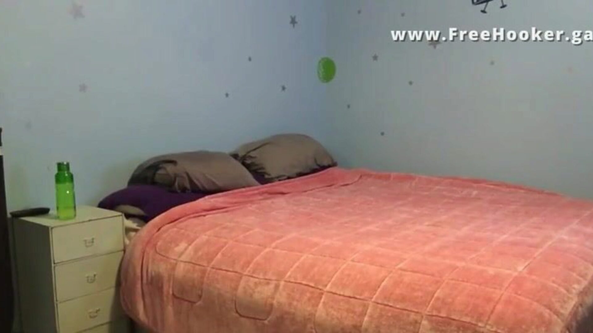 Cougar Copulates College Guy and Hooker - That Babe From www.freehooker.us