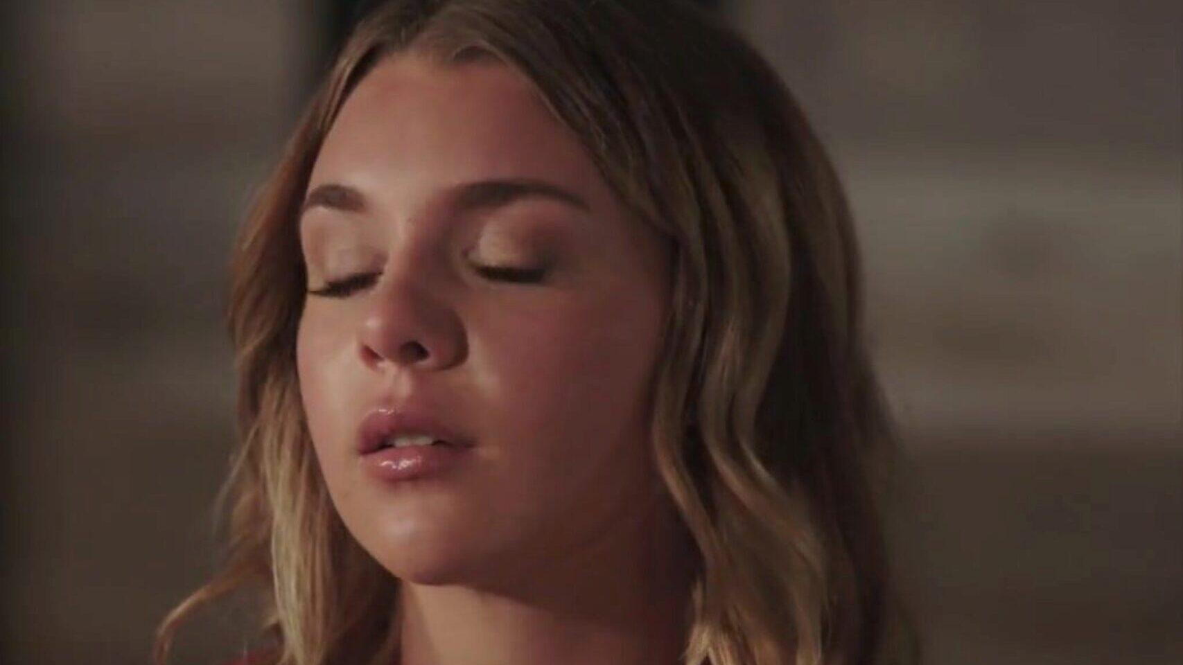 tushy lasirena partajează soțul cu gabbie în anal invazie 3some