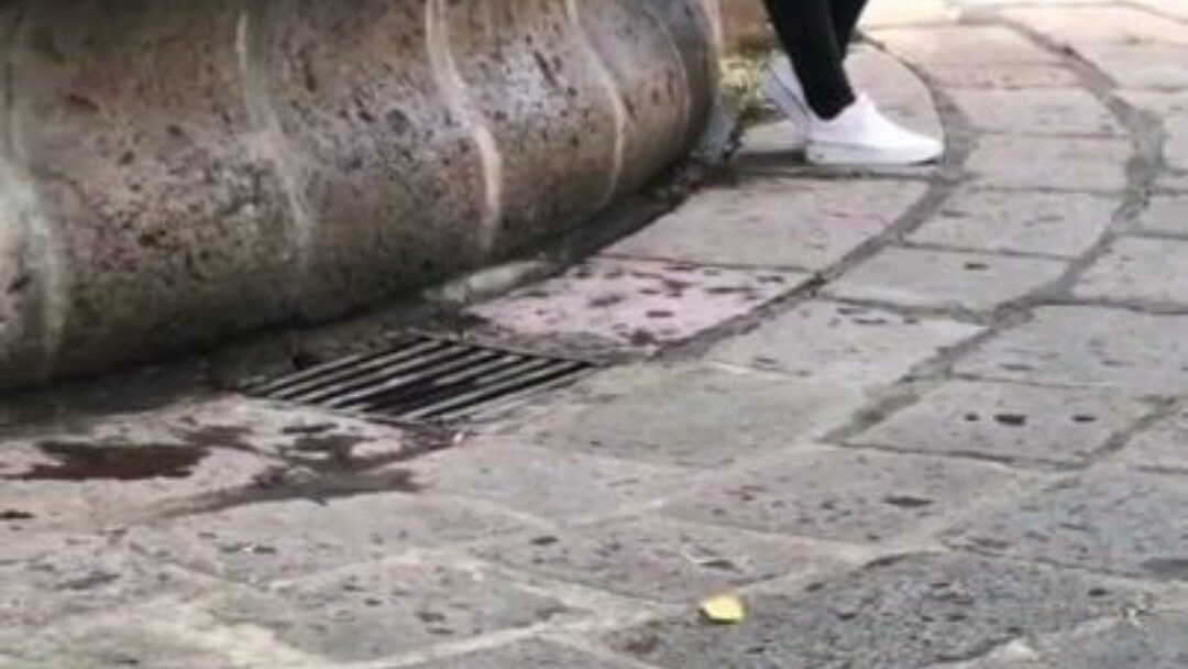 MONEY for SEX,Mexican Teen on Streets is Waiting for her Boyfriend and I Pay Her! ASS IN PUBLIC.VOL2