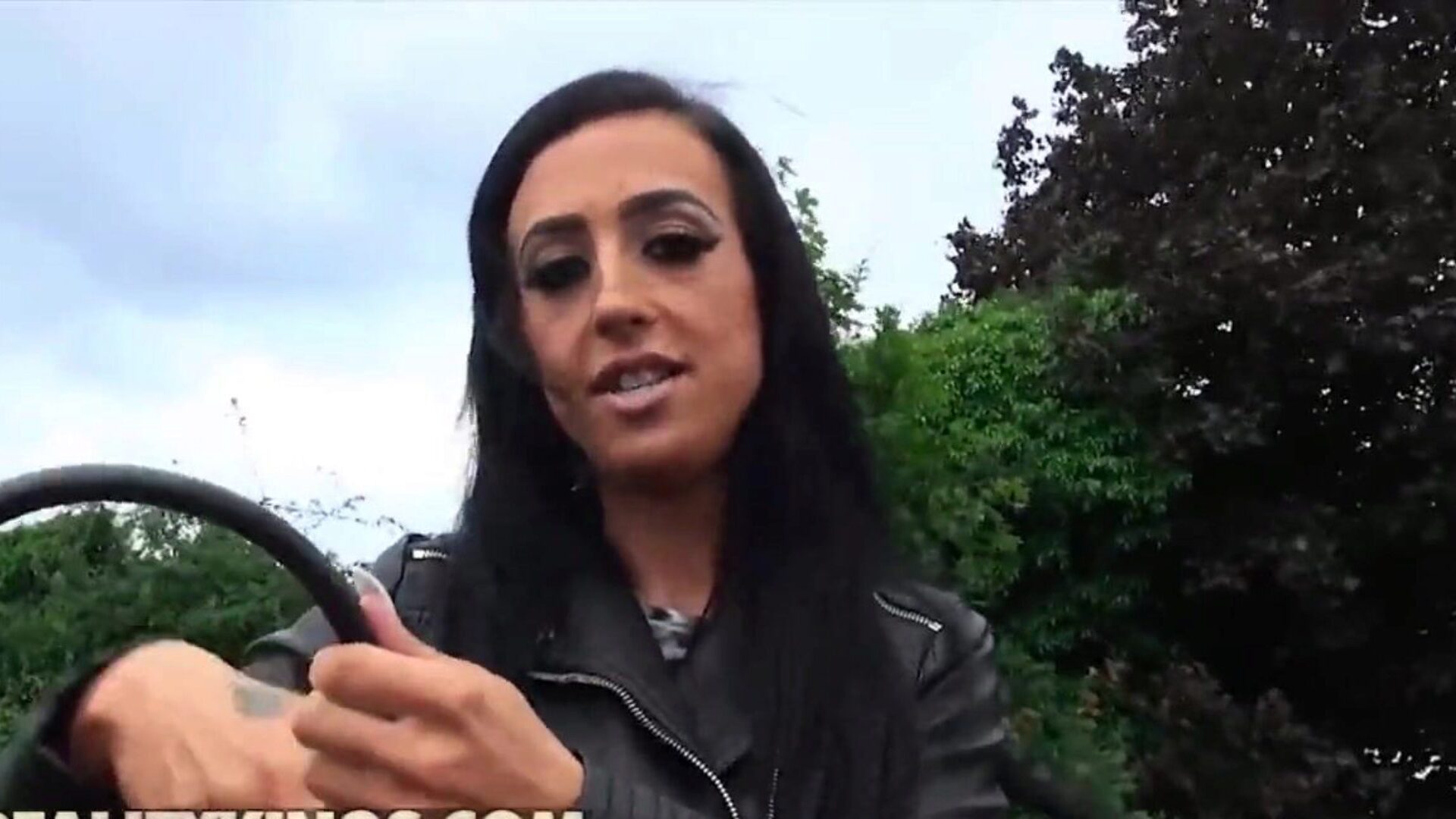 öffentlicher pov fick mit heißem skyler mckay für etwas mehr geld öffentlicher pov fick mit heißem skyler mckay für etwas mehr geld - realitätskönige